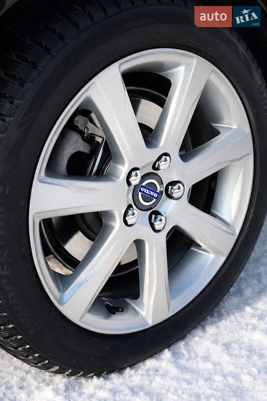 Седан Volvo S60 2015 в Ровно фото 11 Седан Volvo S60 2015 в Ровно