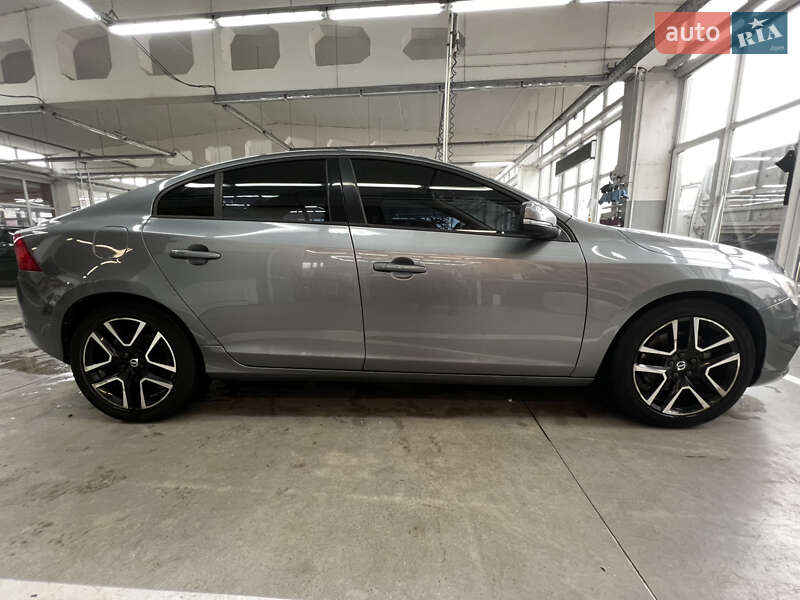 Седан Volvo S60 2016 в Николаеве фото 3 Седан Volvo S60 2016 в Николаеве