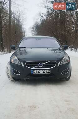 Седан Volvo S60 2011 в Житомире