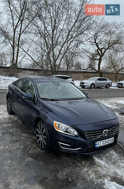 Седан Volvo S60 2014 в Киеве