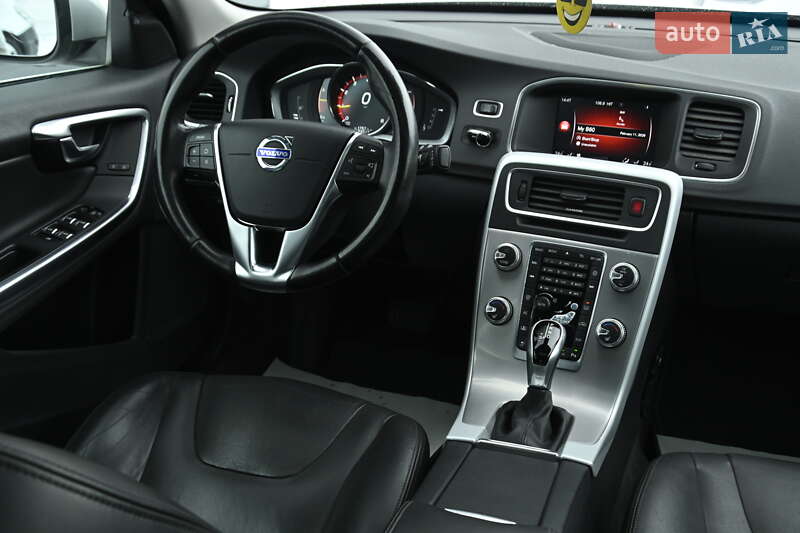 Седан Volvo S60 2018 в Бердичеве