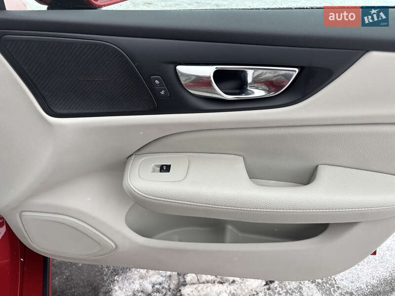 Седан Volvo S60 2020 в Киеве фото 14 Седан Volvo S60 2020 в Киеве