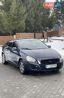 Седан Volvo S60 2011 в Звягеле