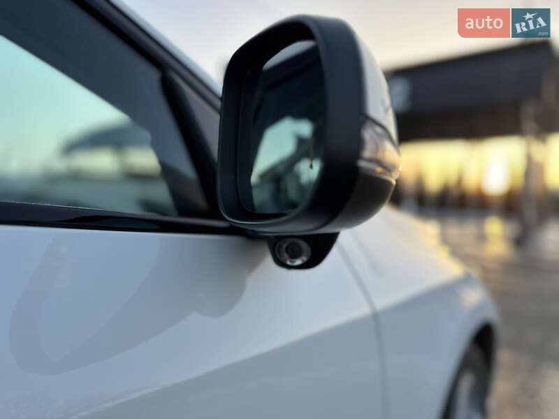 Седан Volvo S60 2010 в Радивилове