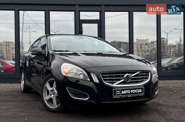 Седан Volvo S60 2012 в Києві