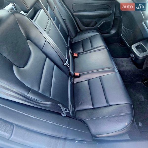 Седан Volvo S60 2020 в Киеве