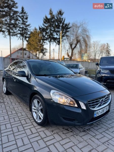 Седан Volvo S60 2012 в Тернополі