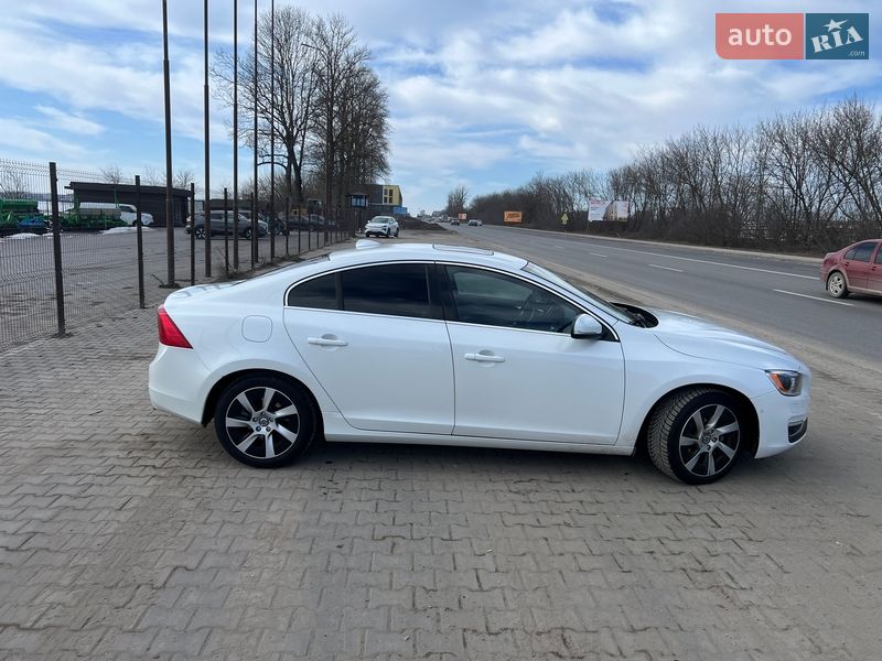 Седан Volvo S60 2014 в Тернополе