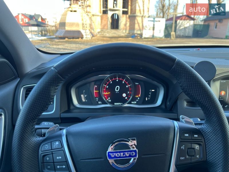 Седан Volvo S60 2014 в Тернополе