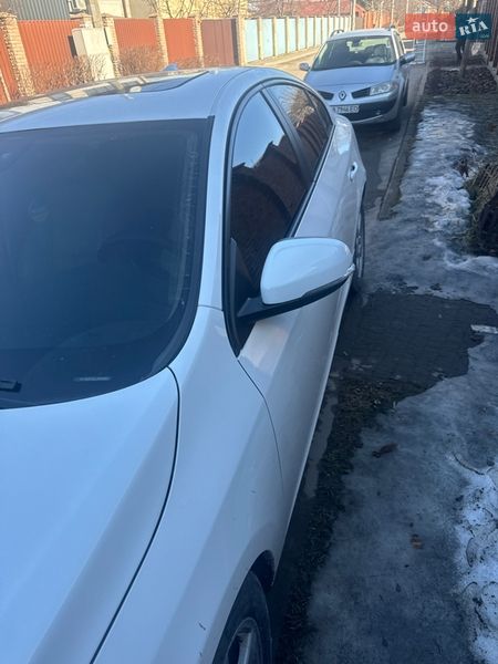 Седан Volvo S60 2012 в Киеве