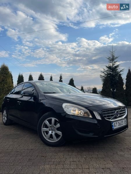 Седан Volvo S60 2012 в Калуше
