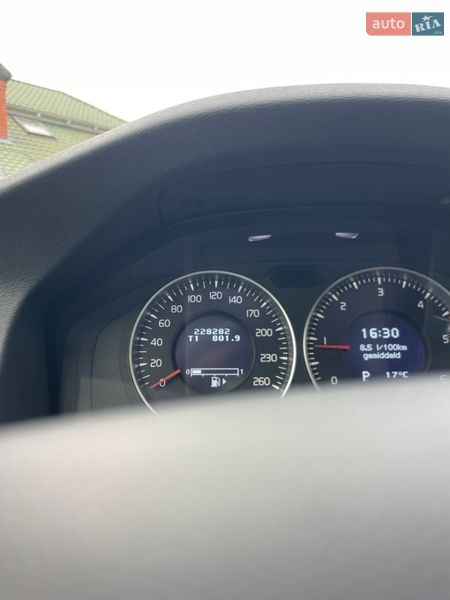 Седан Volvo S60 2012 в Калуше