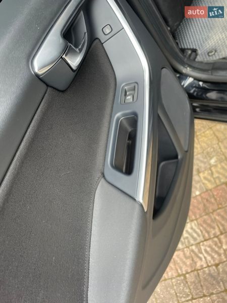 Седан Volvo S60 2012 в Калуше