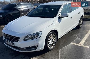 Седан Volvo S60 2013 в Буче