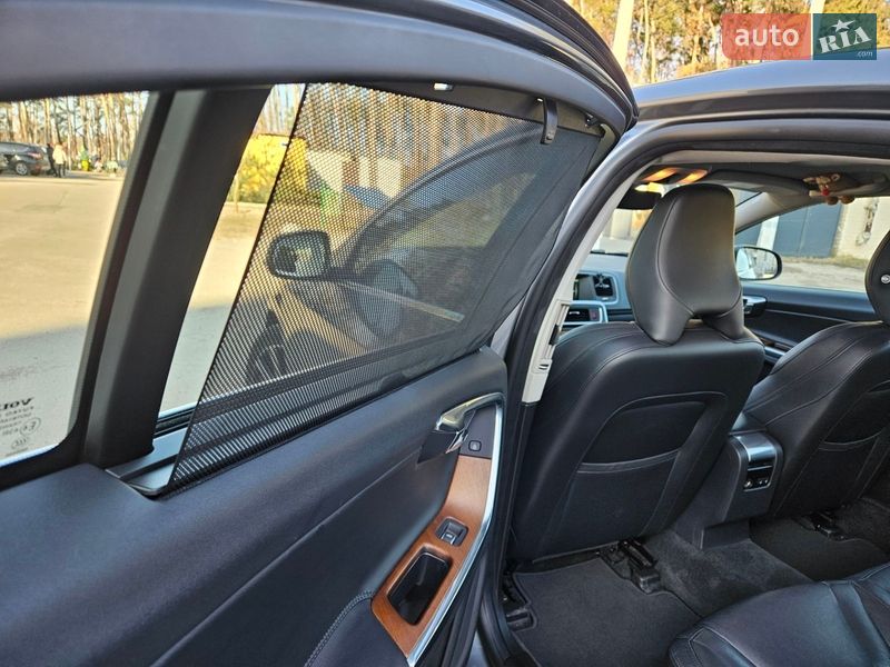 Седан Volvo S60 2016 в Харькове