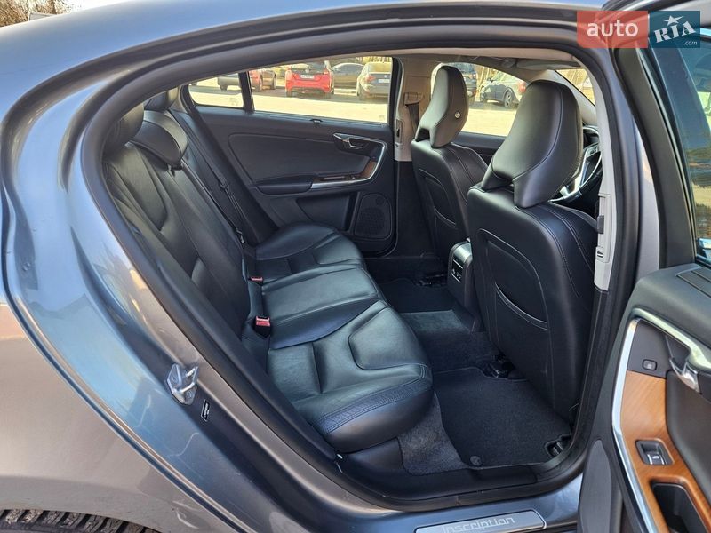 Седан Volvo S60 2016 в Харькове