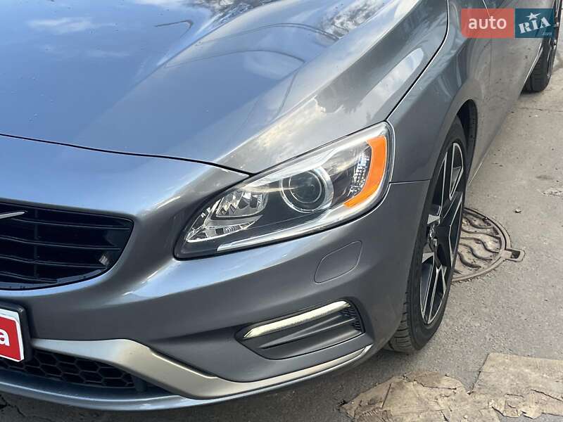 Седан Volvo S60 2016 в Києві