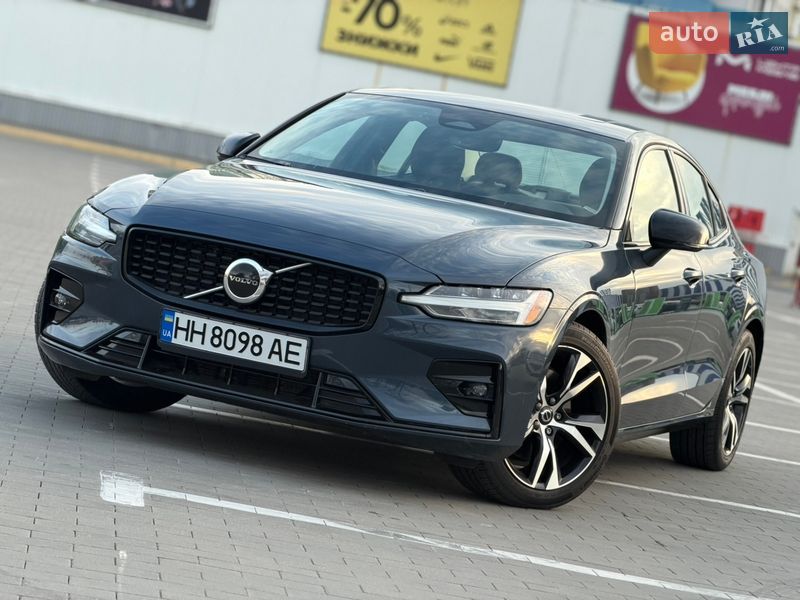 Volvo S60 2024