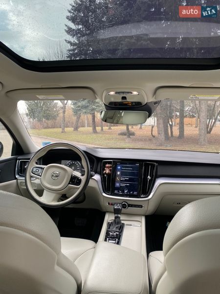 Седан Volvo S60 2019 в Житомирі