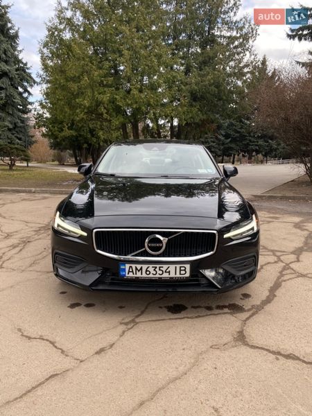 Седан Volvo S60 2019 в Житомирі