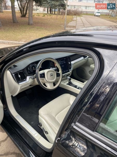 Седан Volvo S60 2019 в Житомирі
