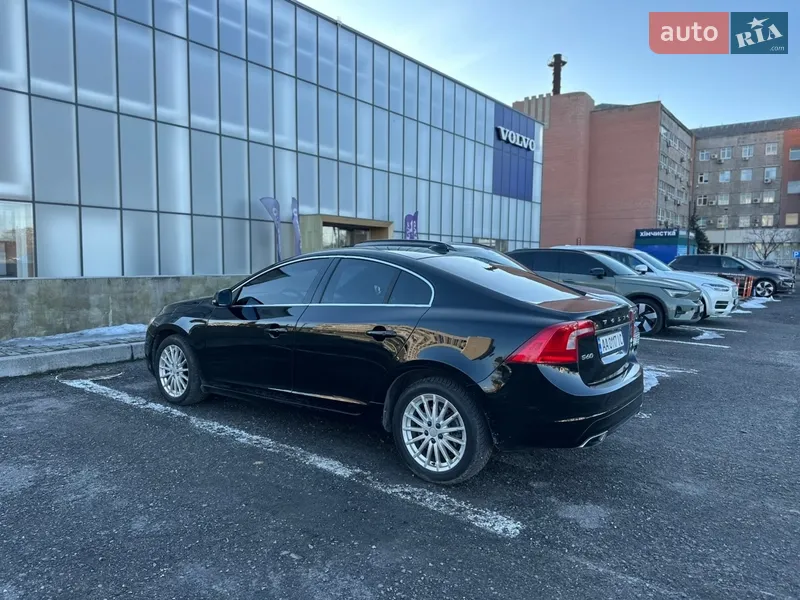 Volvo S60