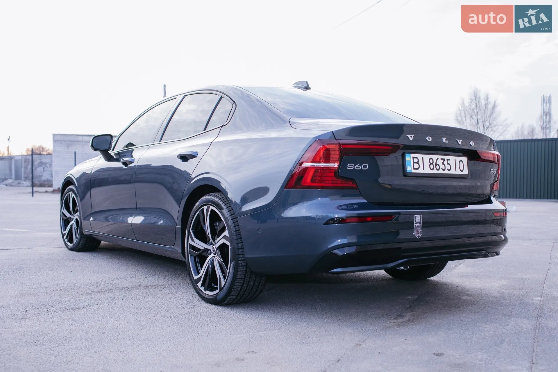 2023 Volvo S60 - мініатюра 16