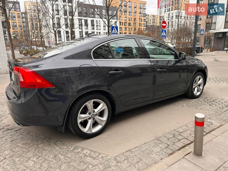 Седан Volvo S60 2015 в Киеве фото 8 Седан Volvo S60 2015 в Киеве