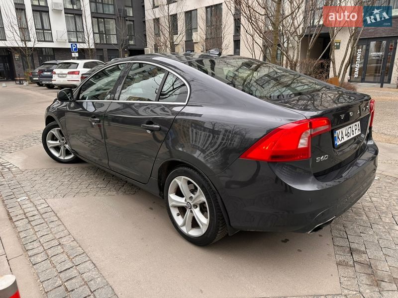 Седан Volvo S60 2015 в Киеве фото 15 Седан Volvo S60 2015 в Киеве