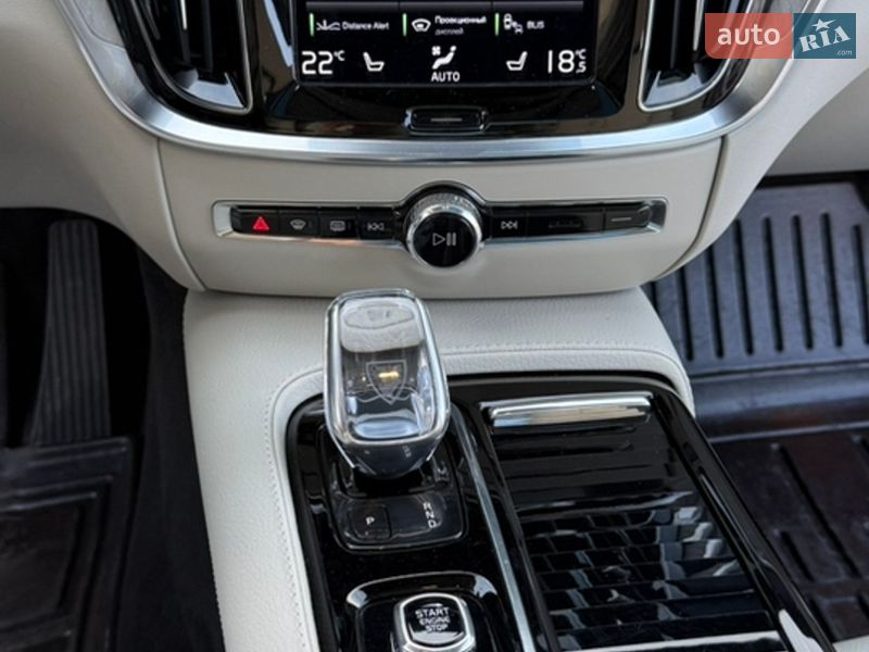 Седан Volvo S60 2020 в Києві