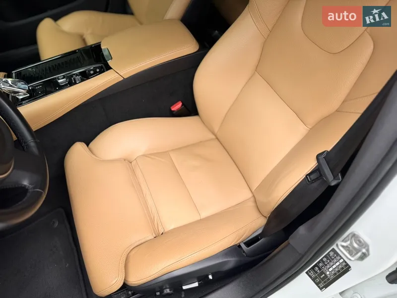 Volvo S60 2020 VIN 7JRZSBMVDLG035120 фото оголошення 42 з 104