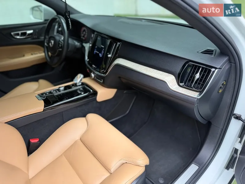 Volvo S60 2020 VIN 7JRZSBMVDLG035120 фото оголошення 56 з 104