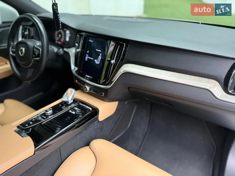 Volvo S60 2020 VIN 7JRZSBMVDLG035120 фото оголошення 57 з 104