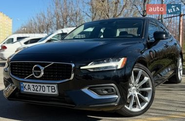 Седан Volvo S60 2020 в Киеве