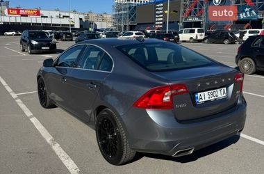 Седан Volvo S60 2016 в Києві