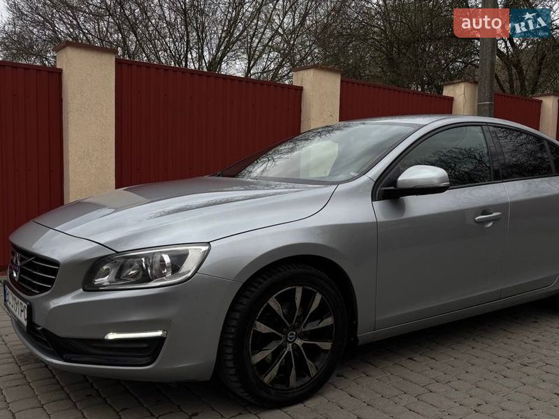 Седан Volvo S60 2017 в Львове
