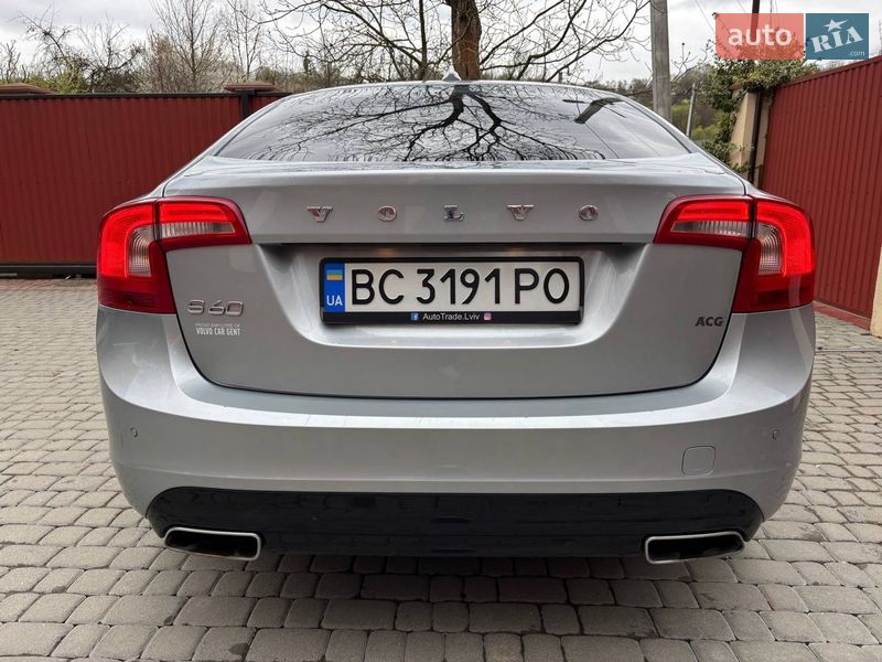 Седан Volvo S60 2017 в Львове