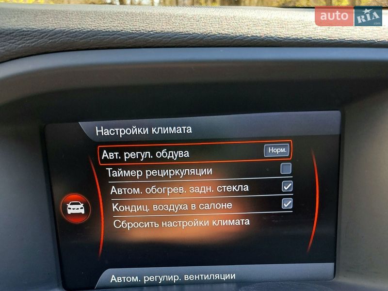 Седан Volvo S60 2013 в Києві