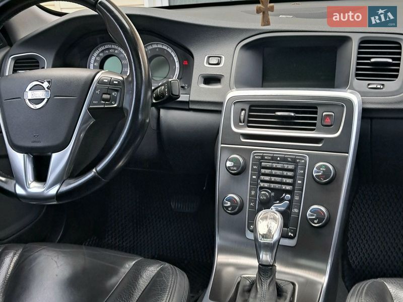 Седан Volvo S60 2013 в Києві