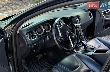 Седан Volvo S60 2013 в Луцьку