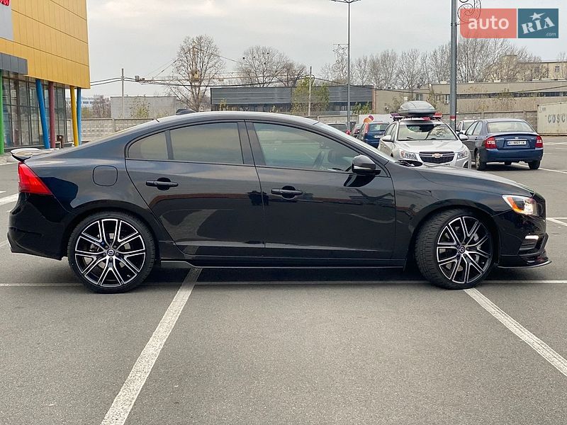 Седан Volvo S60 2017 в Києві