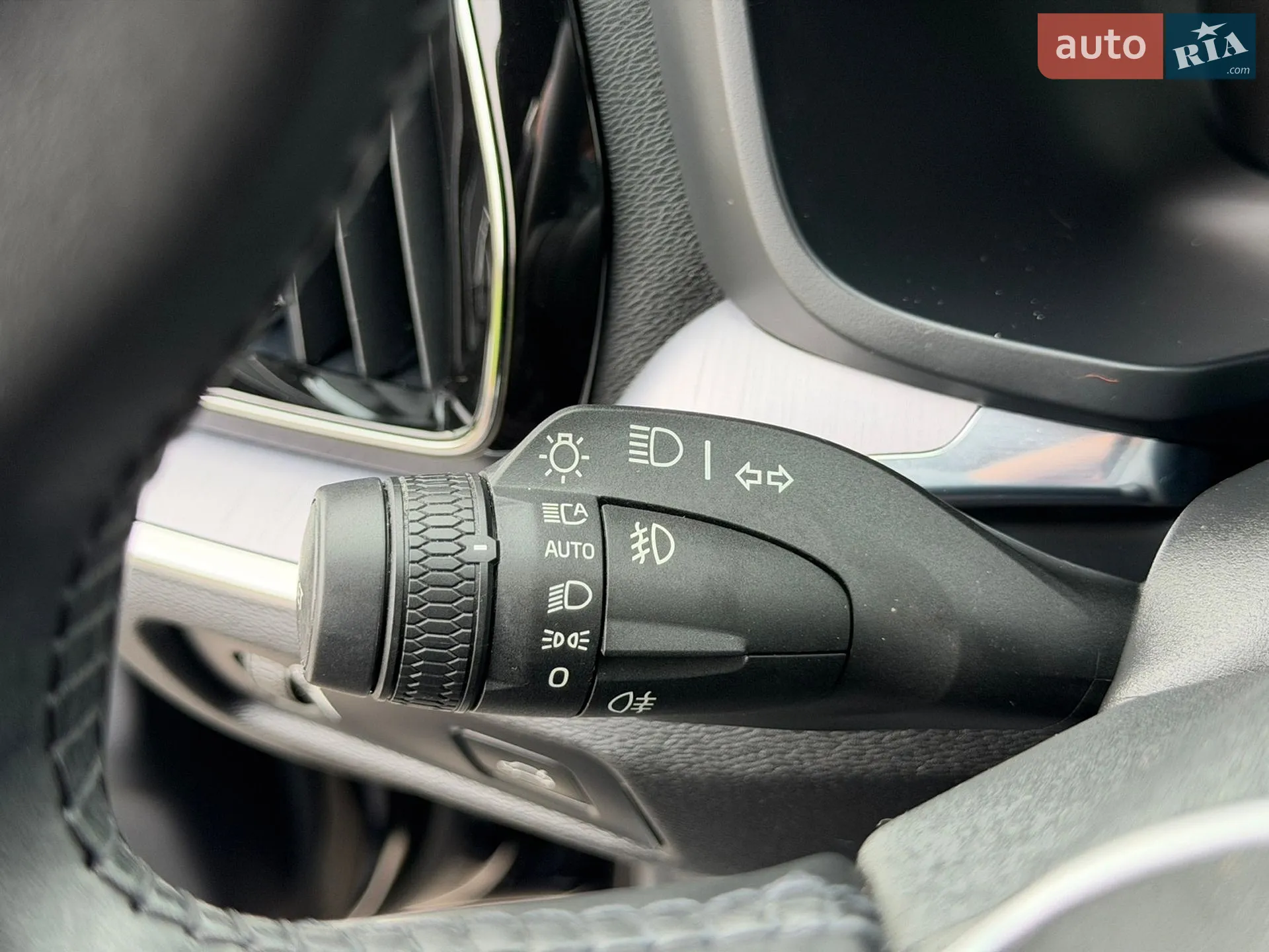 2022 Volvo S60 - мініатюра 61