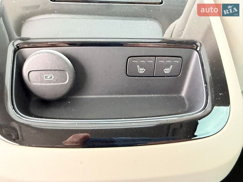Седан Volvo S60 2023 в Луцке
