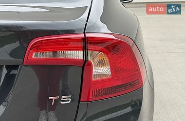 Седан Volvo S60 2016 в Луцке