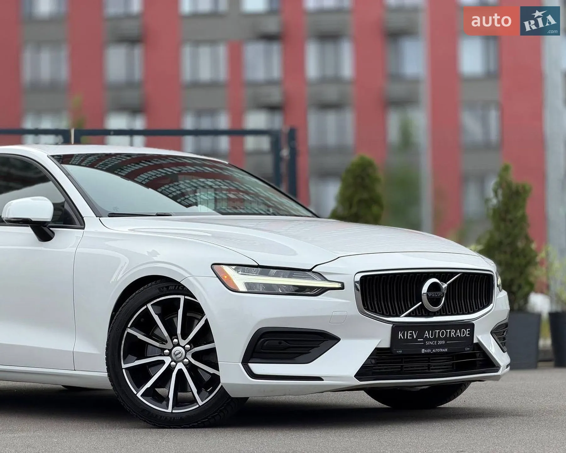 2019 Volvo S60 - мініатюра 3