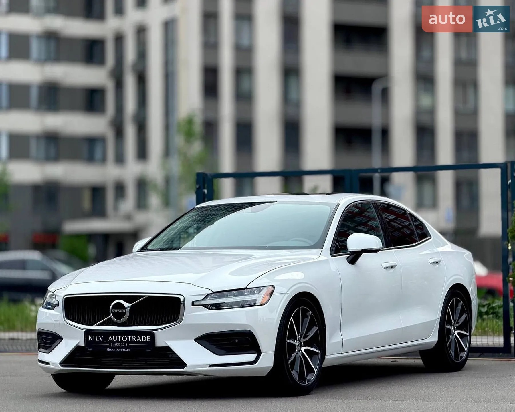 2019 Volvo S60 - мініатюра 7