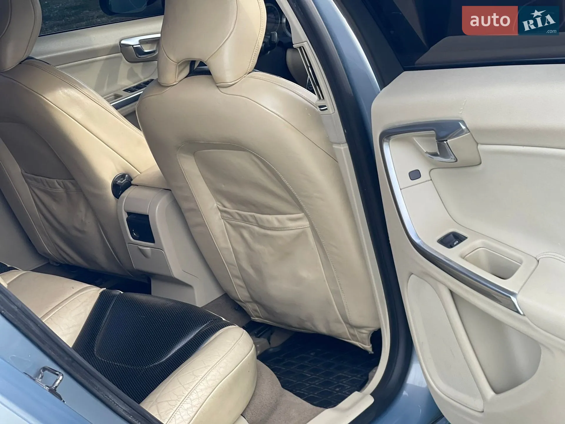 2011 Volvo S60 - мініатюра 8