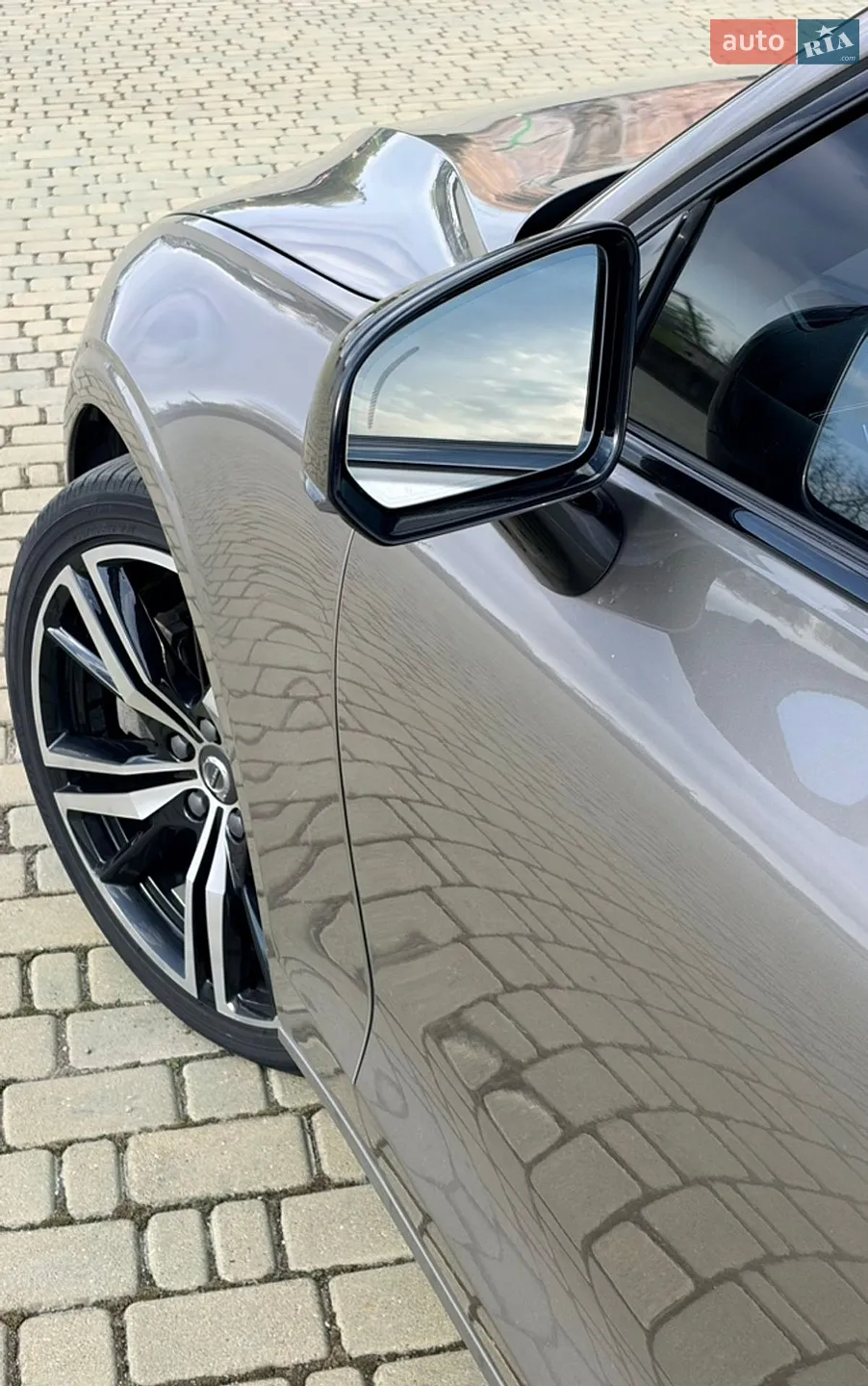 2019 Volvo S60 - мініатюра 9
