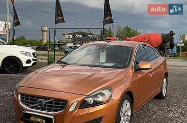 Седан Volvo S60 2011 в Києві