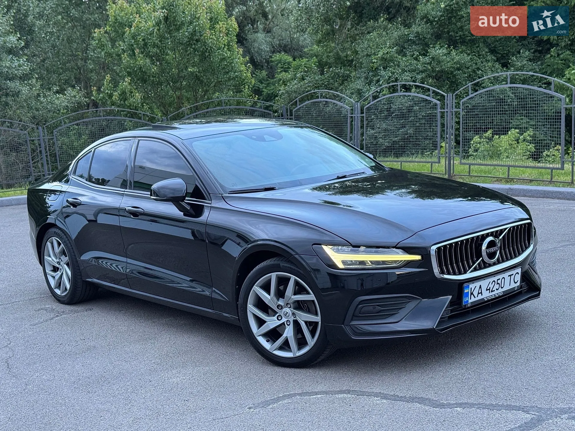 2020 Volvo S60 - мініатюра 4